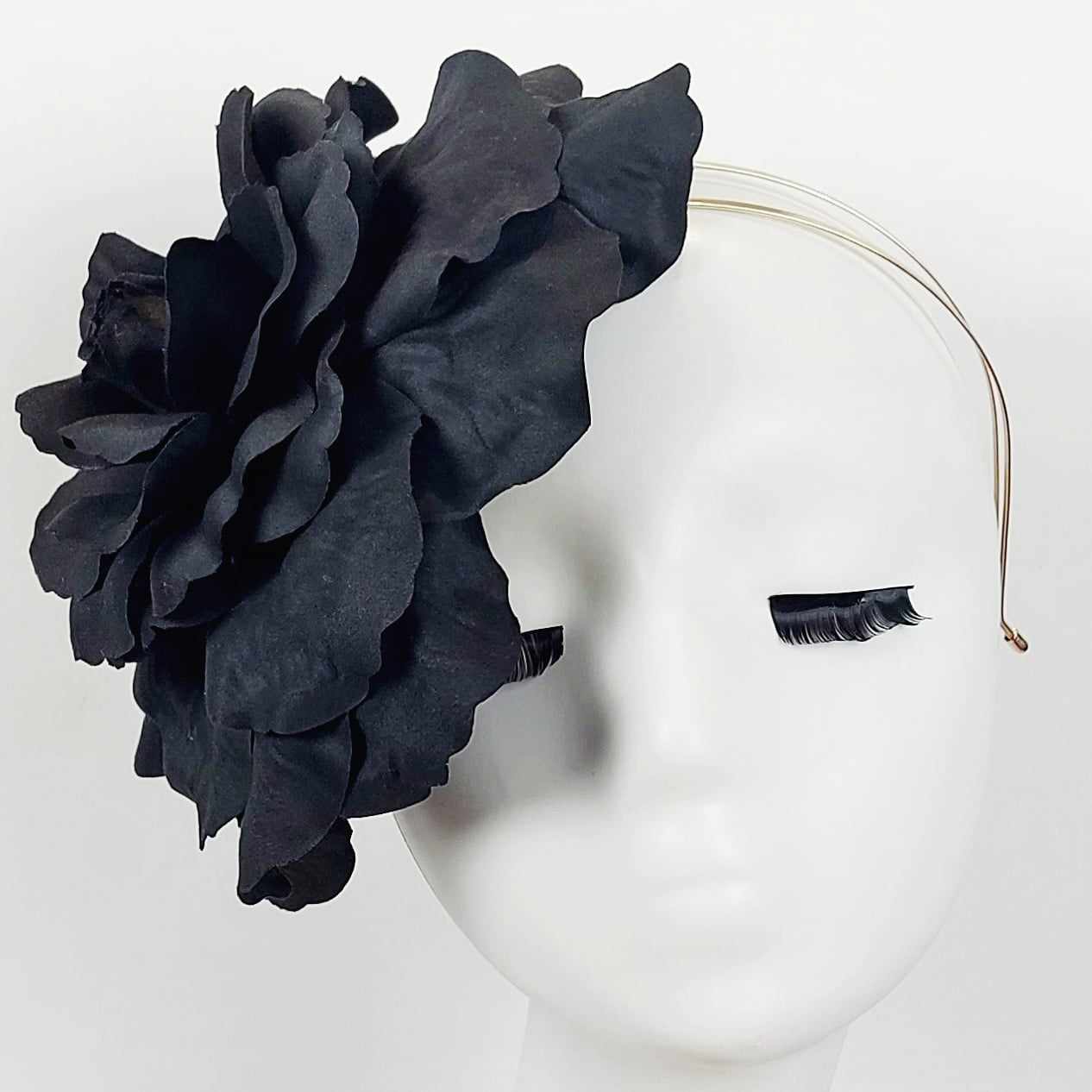 single black flower fascinator headpiece wear to the races