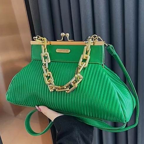 Framed Top Handle Bag 'Zayla' | Green | Divalicious