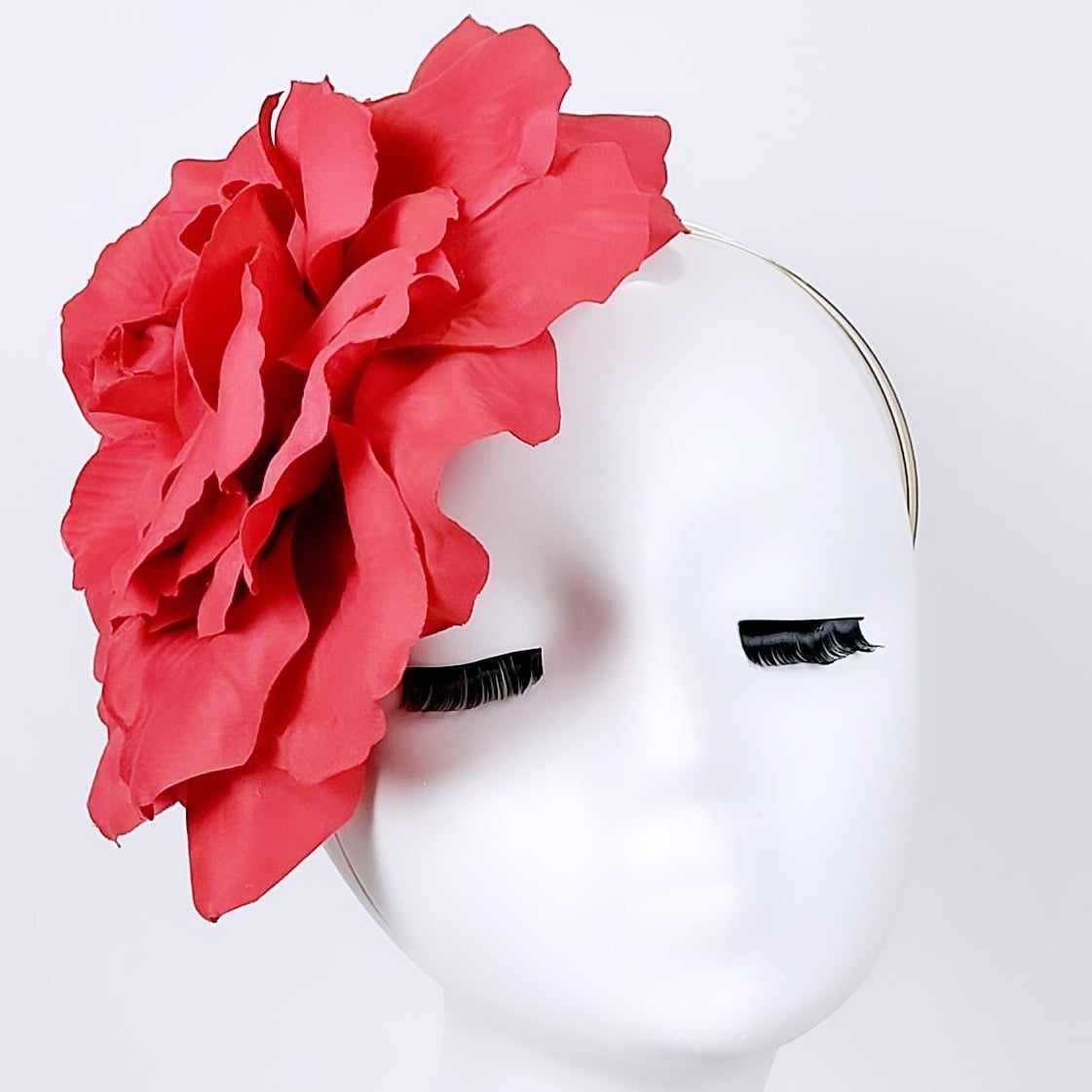 single red flower fascinator headpiece wear to the races
